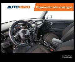 MINI Cooper D UB66097 - 7