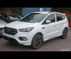 Ford Kuga STLINE in ricambi