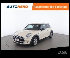 MINI Cooper D UB66097 - 1