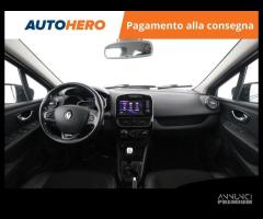 RENAULT Clio HT97034 - 8