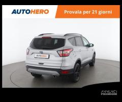 FORD Kuga YE40977