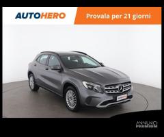 MERCEDES-BENZ GLA 200 - 6