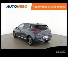 RENAULT Clio CL32433 - 4