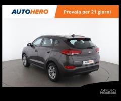 HYUNDAI Tucson XB30126 - 4