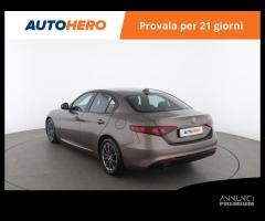 ALFA ROMEO Giulia YE62629