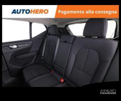 VOLVO XC40 PH40927 - 9