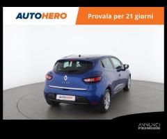 RENAULT Clio YL25137