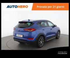 HYUNDAI Tucson RN74728