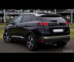 Peugeot 3008 gt line 2017-18 in ricambi