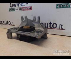 Supporto motore lato SX Renault Captur 112228880R - 1