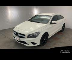 MERCEDES-BENZ CLA 200 TN06704