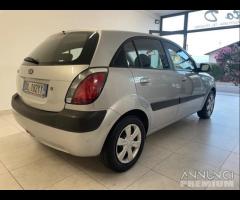 Kia Rio 2007 1.4 benzina 16V 97cv - 6