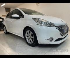 Peugeot 208 1.4 HDi 50 kw OK NEOPATENTATI 2012 EUR - 1