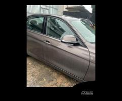 Porta anteriore dx BMW 320 F30 berlina 2016 - 1