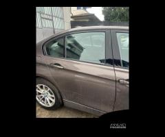 Porta posteriore dx BMW 320 F30 berlina 2016