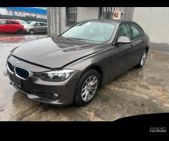 BMW 320 F30 berlina, anno 2016