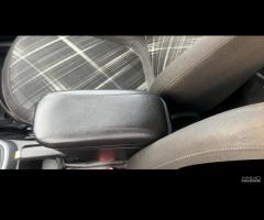 Bracciolo interno Opel Corsa E 2015 - 1