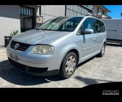 Ricambi usati vw touran anno 2005 - 2.0 gasolio