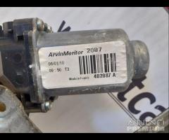 Alzavetro anteriore SX 402087A Renault Kangoo - 4