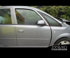 Porta anteriore dx opel meriva 2006