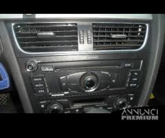 Stereo audi A4 2011 - 1