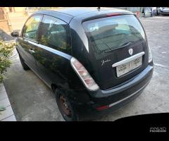 Ricambi usati lancia Ypsilon anno 2004