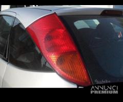 Fanale Posteriore Sx Ford Focus - 2003