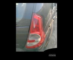 Fanale posteriore dx dacia Sandero 2009