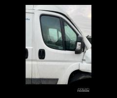 Porta anteriore dx fiat ducato anno 2009