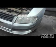 Paraurti anteriore fiat stilo 2006 - 5 porte