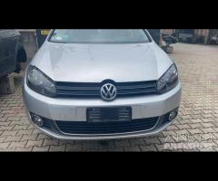 Golf 6 grigia perfetta per ricambi - 1