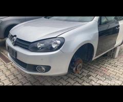 Golf 6 grigia perfetta per ricambi - 2