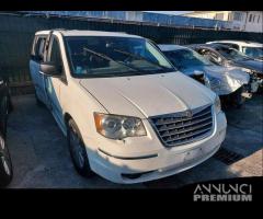 Ricambi usati chrysler grand voyager anno 2010