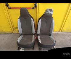 TAPPEZZERIA COMPLETA TOYOTA Aygo 3Â° Serie 71074YV