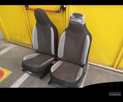 TAPPEZZERIA COMPLETA TOYOTA Aygo 3Â° Serie 71074YV