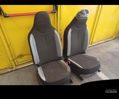 TAPPEZZERIA COMPLETA TOYOTA Aygo 3Â° Serie 71074YV