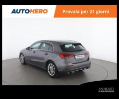 MERCEDES-BENZ A 220 JF88626