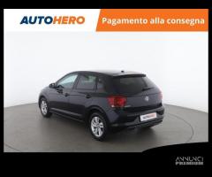 VOLKSWAGEN Polo XY01142 - 4