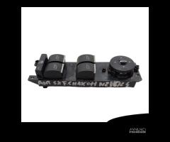 PULSANTIERA ANTERIORE SINISTRA FORD C - Max Serie