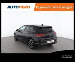 VOLKSWAGEN Golf XW10070