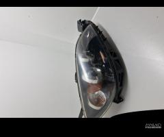 FARO ANTERIORE DESTRO MAZDA 3 Berlina Serie BP9W51