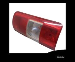 STOP FANALE POSTERIORE SINISTRO FORD Transit Conne