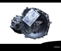 CAMBIO MANUALE COMPLETO TOYOTA Yaris Serie 303000D - 2