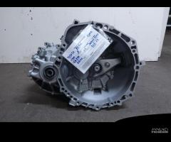 CAMBIO MANUALE COMPLETO TOYOTA Yaris Serie 303000D - 6