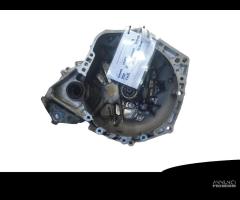 CAMBIO MANUALE COMPLETO TOYOTA Yaris Serie 303000D - 2