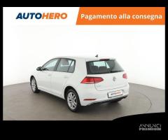 VOLKSWAGEN Golf VP88584