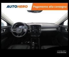 VOLVO XC40 AD30411 - 8