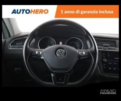 VOLKSWAGEN Tiguan XD34967 - 12