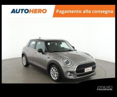 MINI Cooper RT76435 - 6