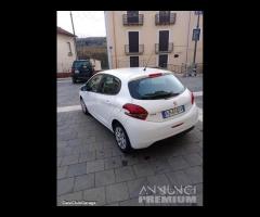 Peugeot 208 HDi 75cv euro6 - 6